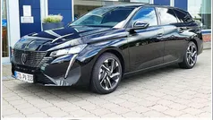 Perla nera schwarz metallic Gebraucht 2024 Peugeot 308 Allure Kombi | 27.850 € (Fairer Preis)