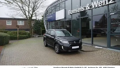 Gebraucht Suzuki Vitara Comfort 129 PS (94 kW) 2025 Schwarz metallic SUV