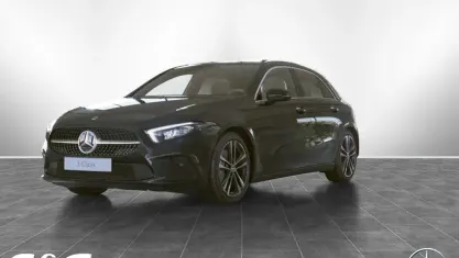 Gebraucht Mercedes A200 AMG Edition 1 163 PS (119 kW) 2020 Metalliclack kosmosschwarz Limousine