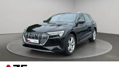 Gebraucht Audi e-tron Advanced 300 kW (408 PS) 2023 Mythosschwarz metallic SUV