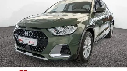 Gebraucht Audi A1 S-Line 116 PS (85 kW) 2025 Distriktgrün metallic SUV