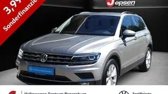 Tungsten silver metallic Gebraucht 2020 VW Tiguan Highline SUV | 27.770 € (Guter Preis)