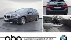 Schwarz Gebraucht 2022 BMW 118 Advantage Kleinwagen | 22.830 € (Guter Preis)