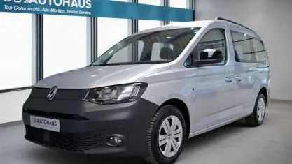 Gebraucht VW Caddy 102 PS (75 kW) 2023 Silber Van / Kleinbus