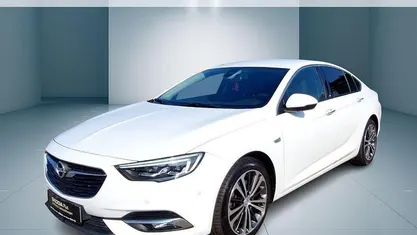 Gebraucht Opel Insignia Exklusiv 170 PS (125 kW) 2018 Schneeweiss Limousine