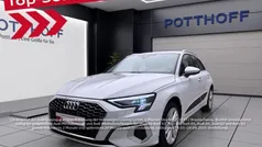 Weiss Gebraucht 2024 Audi A3 Advanced | 28.950 € (Fairer Preis)