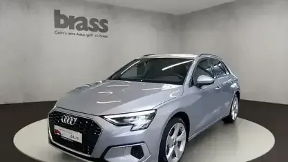 Gebraucht Audi A3 Advanced Plus 150 PS (110 kW) 2023 Florettsilber metallic Limousine