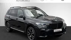 Saphirschwarz metallic Gebraucht 2022 BMW X7 M Sport SUV | 72.890 € (Fairer Preis)