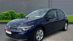 Gebraucht 2023 VW Golf VIII Life Limousine | 23.470 € (Fairer Preis)