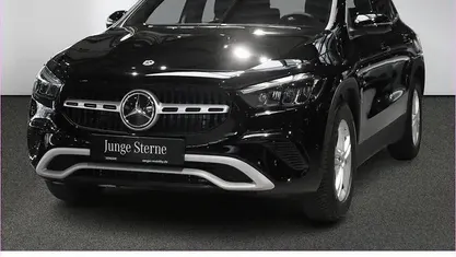 Gebraucht Mercedes GLA200 Advanced 163 PS (119 kW) 2024 SUV