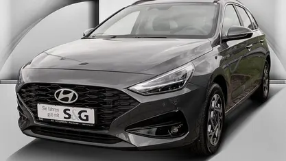 Neu Hyundai i30 97 PS (71 kW) 2025 Grau Kombi