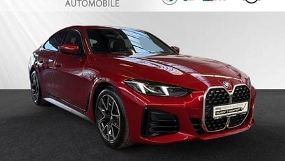Gebraucht BMW 420 Coupé M Sport 190 PS (139 kW) 2025 Fire red metallic Coupé