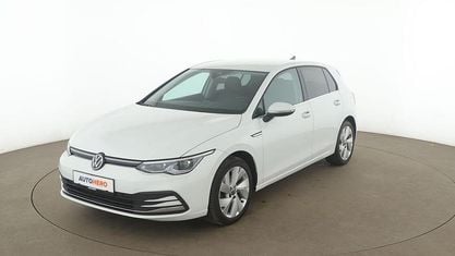 Gebraucht VW Golf VII Style 150 PS (110 kW) 2020 Weiß Limousine