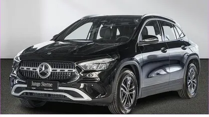 Gebraucht Mercedes GLA200 Advanced 163 PS (119 kW) 2024 Unilack nachtschwarz SUV