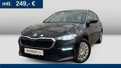 Schwarz Gebraucht 2024 Skoda Scala Essence Kleinwagen | 19.780 € (Fairer Preis)