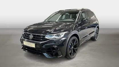 Second-hand VW Tiguan R 320 CP (235 kW) 2024 Negru SUV