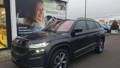 Cerna magic/black magic Gebraucht 2021 Skoda Kodiaq SportLine SUV | 34.980 € (Fairer Preis)
