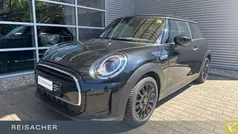 Midnight black metallic Gebraucht 2022 Mini ONE Classic Kleinwagen | 18.890 € (Fairer Preis)