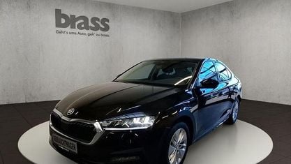 Gebraucht Skoda Octavia Ambition 150 PS (110 kW) 2022 Blackmagic perleffekt Limousine