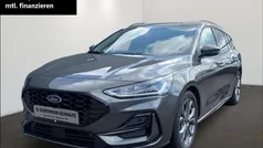 Magneticgrau (metallic) Gebraucht 2024 Ford Focus ST-Line X Kombi | 28.250 € (Fairer Preis)