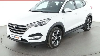 Gebraucht Hyundai Tucson GO! 177 PS (130 kW) 2017 Weiß SUV