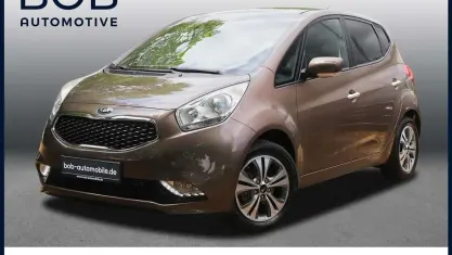 Gebraucht Kia Venga Spirit 125 PS (91 kW) 2015 Braun Kleinwagen