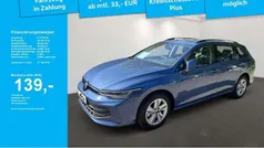 Blau Gebraucht 2024 VW Golf VIII Life Kombi | 27.150 € (Guter Preis)