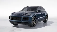 Algarveblaumetallic Gebraucht 2024 Porsche Cayenne SUV | 110.900 €