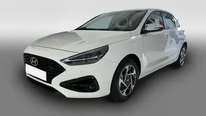 Neu Hyundai i30 GO! 99 PS (72 kW) 2025 Weiß Limousine