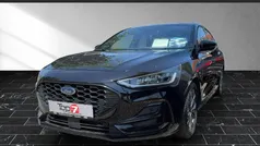 Gebraucht 2023 Ford Focus ST-Line X Limousine | 22.880 € (Guter Preis)