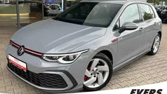 Grau Gebraucht 2023 VW Golf VIII GTI Limousine | 32.450 € (Fairer Preis)