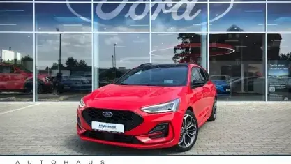 Gebraucht Ford Focus ST-Line X 155 PS (114 kW) 2024 Racerot (rot) Kombi