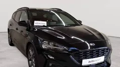 Obsidianschwarz metallic Gebraucht 2020 Ford Focus ST-Line Kombi | 10.990 € (Superpreis)