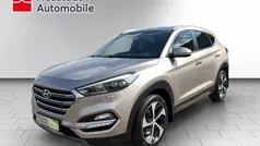 White sand Gebraucht 2015 Hyundai Tucson Premium SUV | 15.980 € (Fairer Preis)