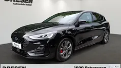 Schwarz Neu 2025 Ford Focus ST-Line Limousine | 30.990 € (Fairer Preis)