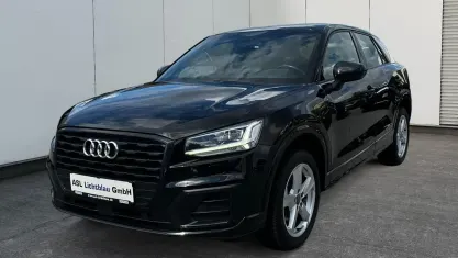Gebraucht Audi Q2 Sport 150 PS (110 kW) 2019 Mythosschwarz SUV