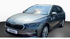 Grau Gebraucht 2024 Skoda Octavia Exclusive Kombi | 33.990 € (Fairer Preis)