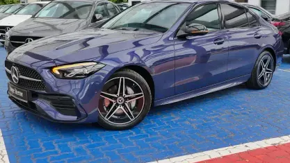 Gebraucht Mercedes C180 AMG 170 PS (125 kW) 2025 Metalliclack sodalithblau Limousine