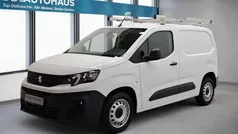 Weiß Gebraucht 2023 Peugeot Partner Premium Van / Kleinbus | 17.980 € (Fairer Preis)