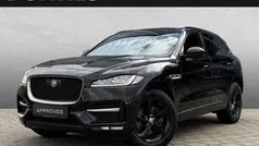 Schwarz (santorini black) Gebraucht 2019 Jaguar F-Pace R-Sport SUV | 36.880 € (Fairer Preis)