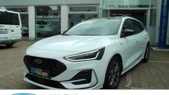 Weiss Gebraucht 2024 Ford Focus ST-Line Kombi | 25.778 € (Fairer Preis)