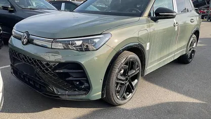 Gebraucht VW Tiguan R-line 272 PS (200 kW) 2026 SUV