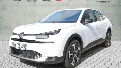 Weiss / okenit weiss Gebraucht 2025 Citroën e-C4 SUV | 24.980 € (Superpreis)