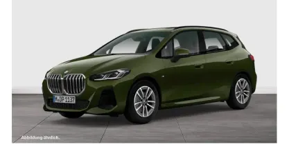 Gebraucht BMW 220 Active Tourer M Sport 156 PS (114 kW) 2025 Grün Van / Kleinbus