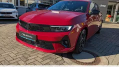 Chili rot/kardio rot Gebraucht 2023 Opel Astra GS Line Limousine | 21.750 € (Superpreis)