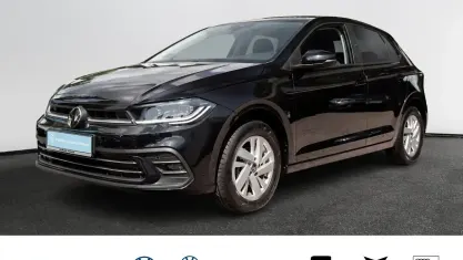 Gebraucht VW Polo Style 95 PS (69 kW) 2023 Schwarz Kleinwagen
