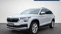 Moonweiss metallic Gebraucht 2022 Skoda Kodiaq Tour SUV | 34.980 € (Fairer Preis)