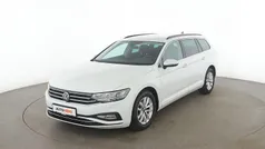 Weiß Gebraucht 2021 VW Passat Business Kombi | 22.280 € (Fairer Preis)