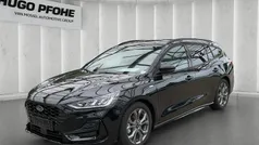 Schwarz Gebraucht 2024 Ford Focus ST-Line X Limousine | 27.400 € (Fairer Preis)