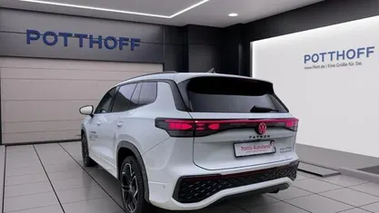 Gebraucht VW Tayron R-line 272 PS (200 kW) 2025 Weiss SUV